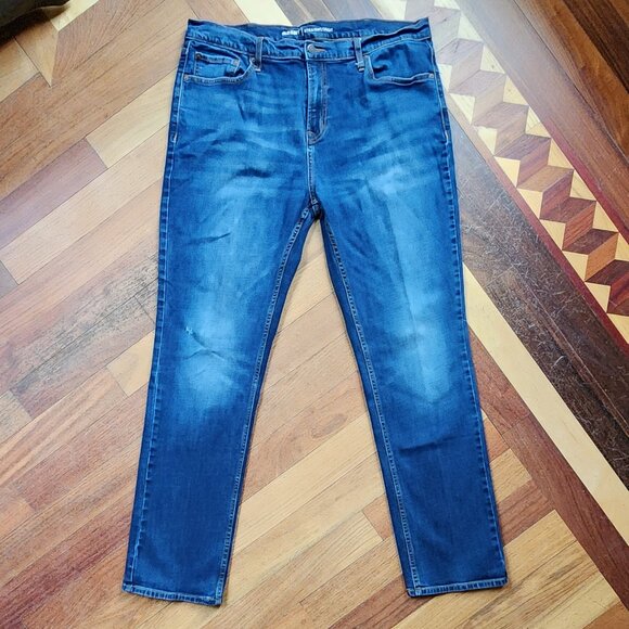 Old Navy Medium Wash Straight Leg Jeans Size 38x34